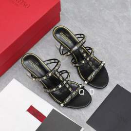 Picture of Valentino Shoes _SKUValentinosz35-406CM5CGDT070420235